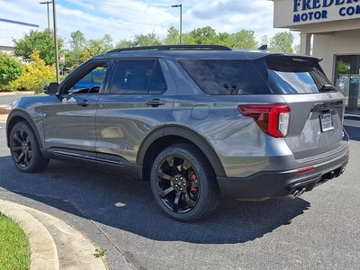 2023 Ford Explorer ST