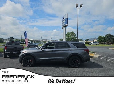 2022 Ford Explorer ST