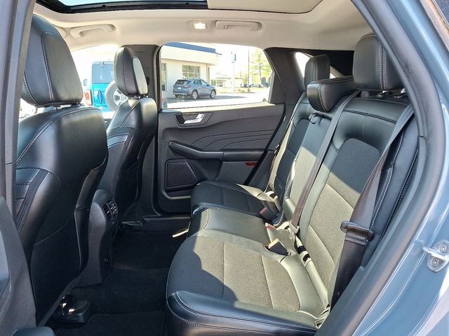 2025 Ford Escape Plug-In Hybrid Base