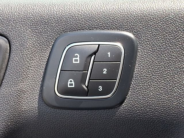 2025 Ford Escape Hybrid Platinum
