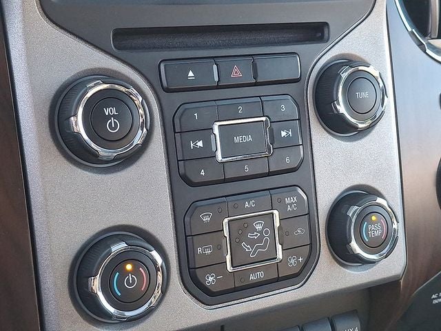 2015 Ford F-250SD Lariat