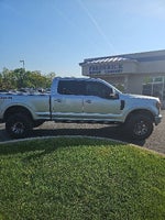 2022 Ford F-350SD Lariat
