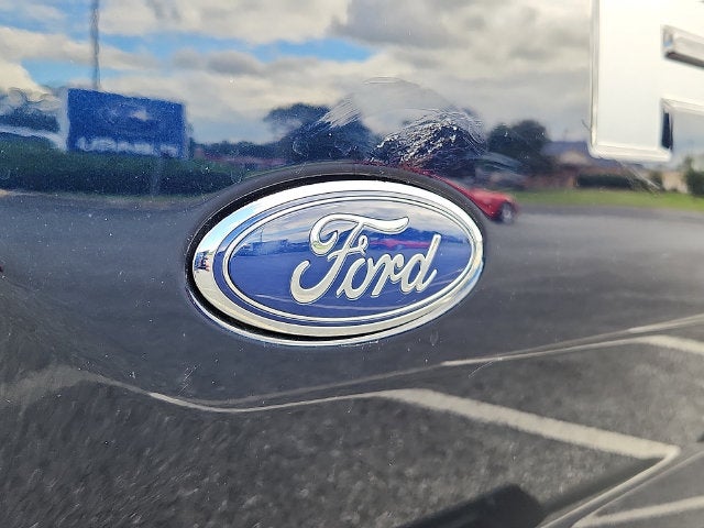 2022 Ford F-150 Lightning Lariat