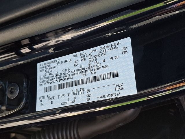 2025 Ford F-150 Lightning Flash