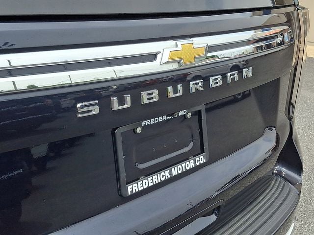 2023 Chevrolet Suburban LS