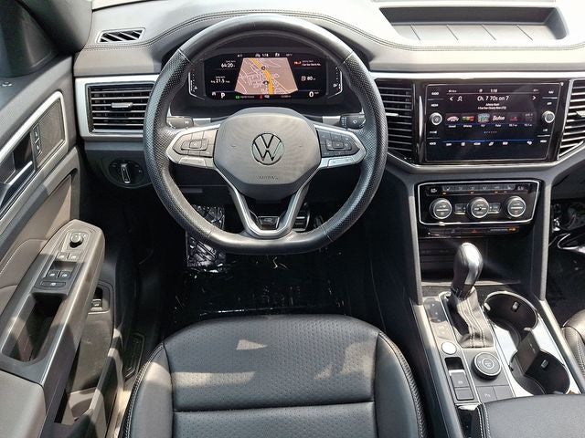 2022 Volkswagen Atlas Cross Sport 2.0T SEL R-Line