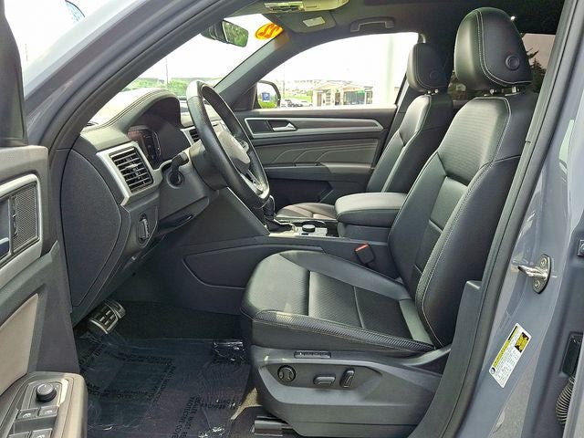 2022 Volkswagen Atlas Cross Sport 2.0T SEL R-Line