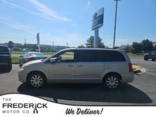 2013 Chrysler Town &amp; Country Touring