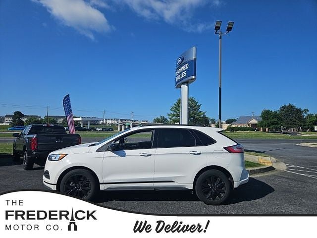 2022 Ford Edge SE