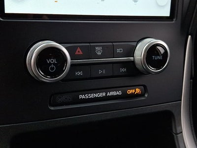 2022 Ford Edge SE