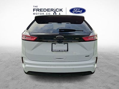 2022 Ford Edge SE