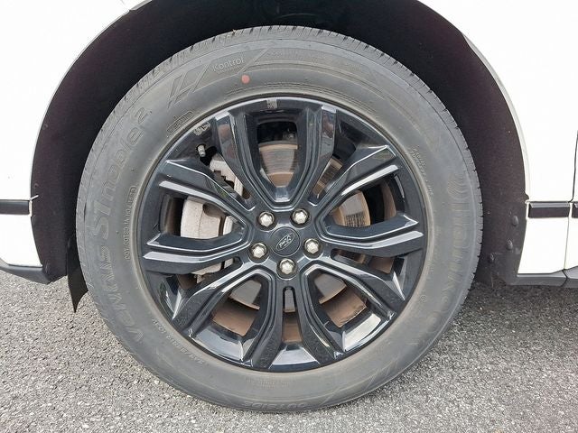 2022 Ford Edge SE