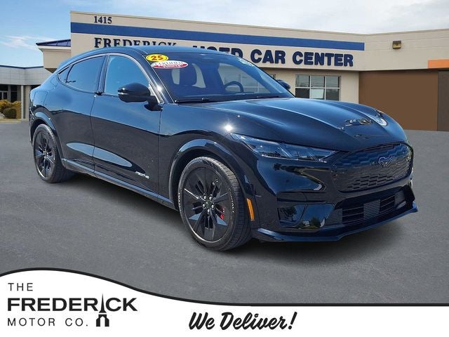 2025 Ford Mustang-Mach-e GT's photo