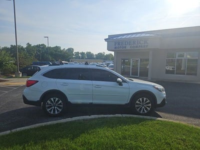 2019 Subaru Outback 2.5i Touring