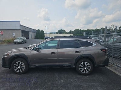 2023 Subaru Outback Premium