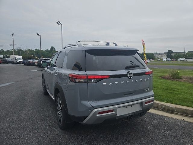 2022 Nissan Pathfinder Platinum