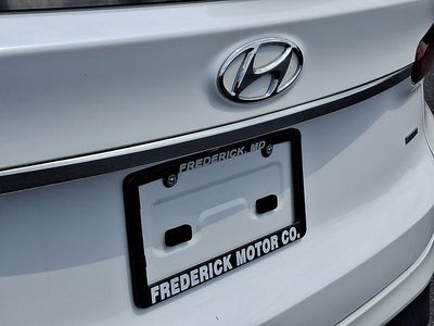 2020 Hyundai Santa Fe SE