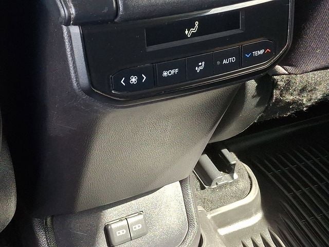 2022 Toyota Highlander L