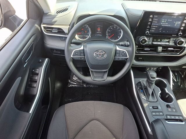 2022 Toyota Highlander L