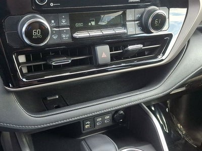 2022 Toyota Highlander L