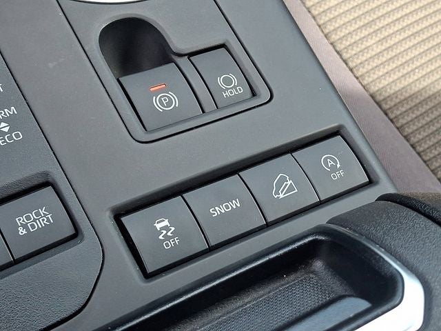 2022 Toyota Highlander L