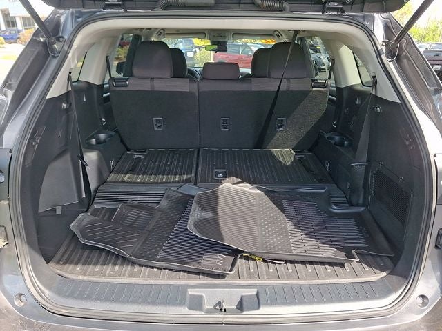 2022 Toyota Highlander L