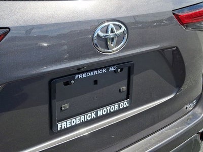 2022 Toyota Highlander L