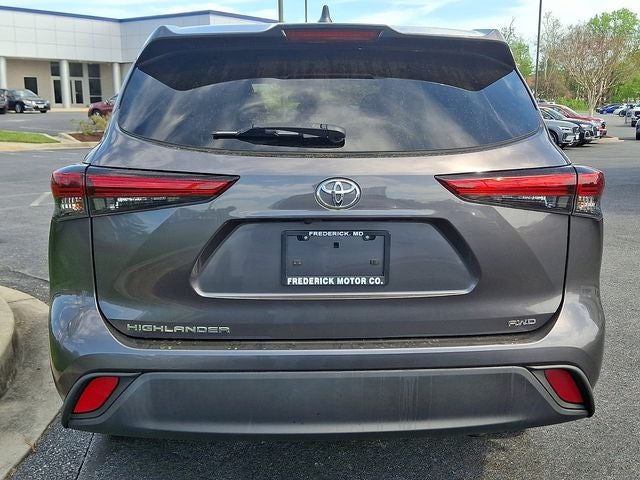 2022 Toyota Highlander L