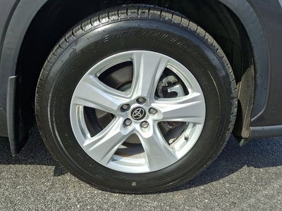 2022 Toyota Highlander L