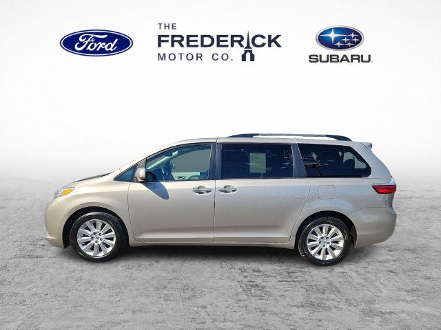 2016 Toyota Sienna XLE 7 Passenger