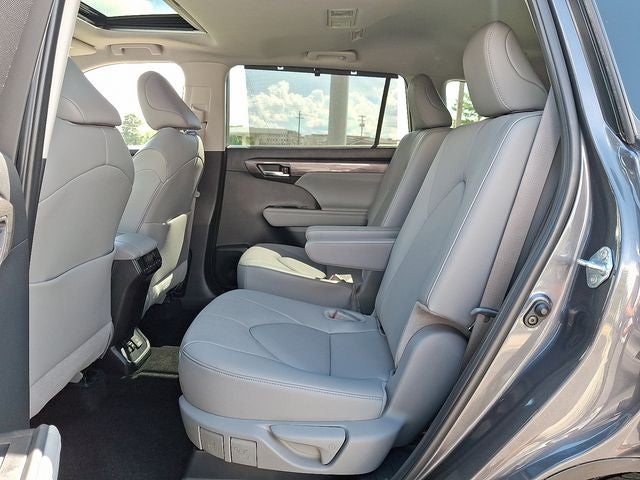 2024 Toyota Highlander Limited