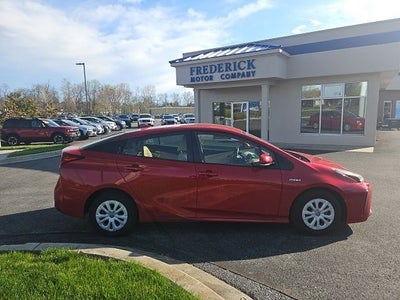 2019 Toyota Prius L
