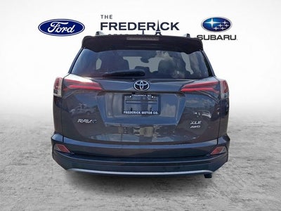 2018 Toyota RAV4 XLE