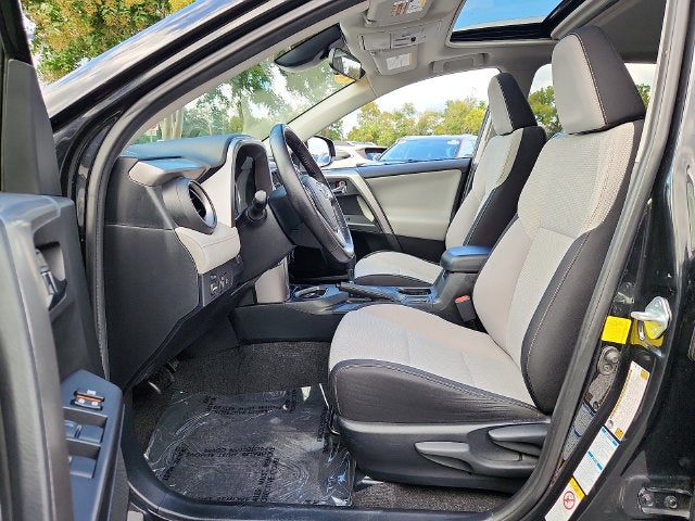 2016 Toyota RAV4 Hybrid XLE