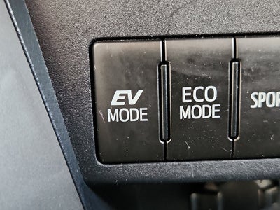 2016 Toyota RAV4 Hybrid XLE