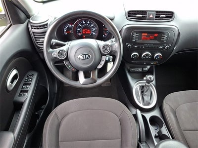 2016 Kia Soul Base