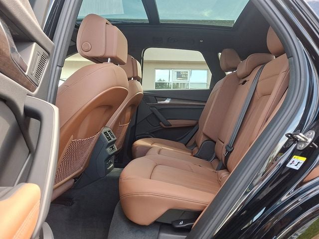 2023 Audi Q5 45 S line Premium quattro