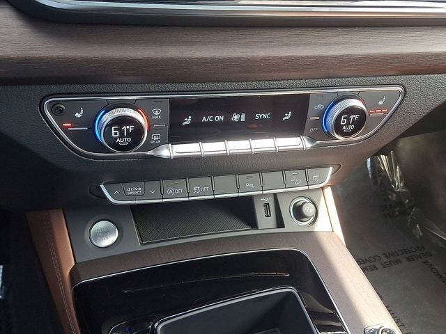 2023 Audi Q5 45 S line Premium quattro