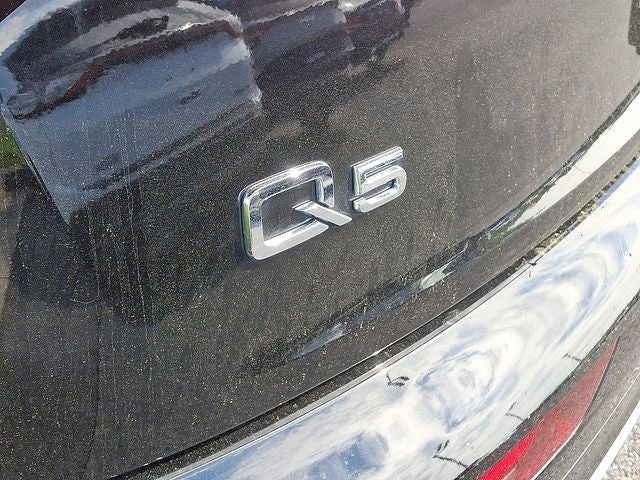 2023 Audi Q5 45 S line Premium quattro