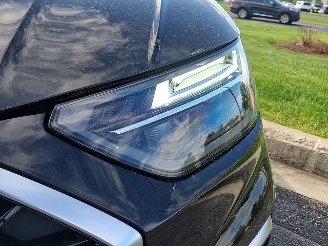 2023 Audi Q5 45 S line Premium quattro